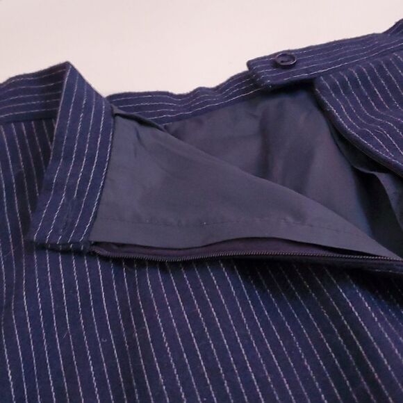 Debenhams, New, Size 16 GB - Blue and White Pinstripes - Wool - Picture 10 of 11